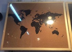 Пробковая доска "Карта Мира" в деревянной раме